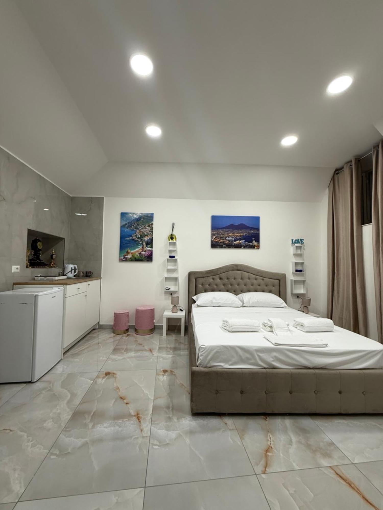 Caracciolo Suites 36 Neapol Zewnętrze zdjęcie